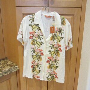 Woman's Tommy Bahama Short Sleeve Shirt